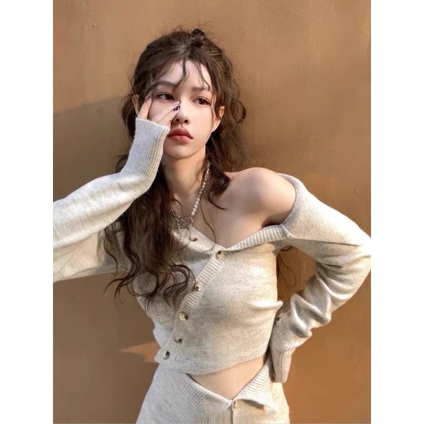 SET ÁO VÁY TRỄ VAI KHOE EO DÁNG ÔM