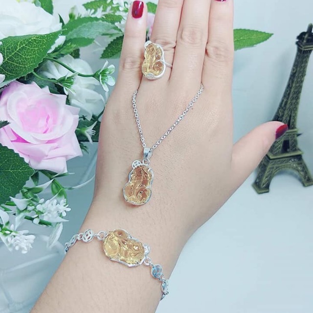 Nhẫn tì hưu bạc ta màu vàng