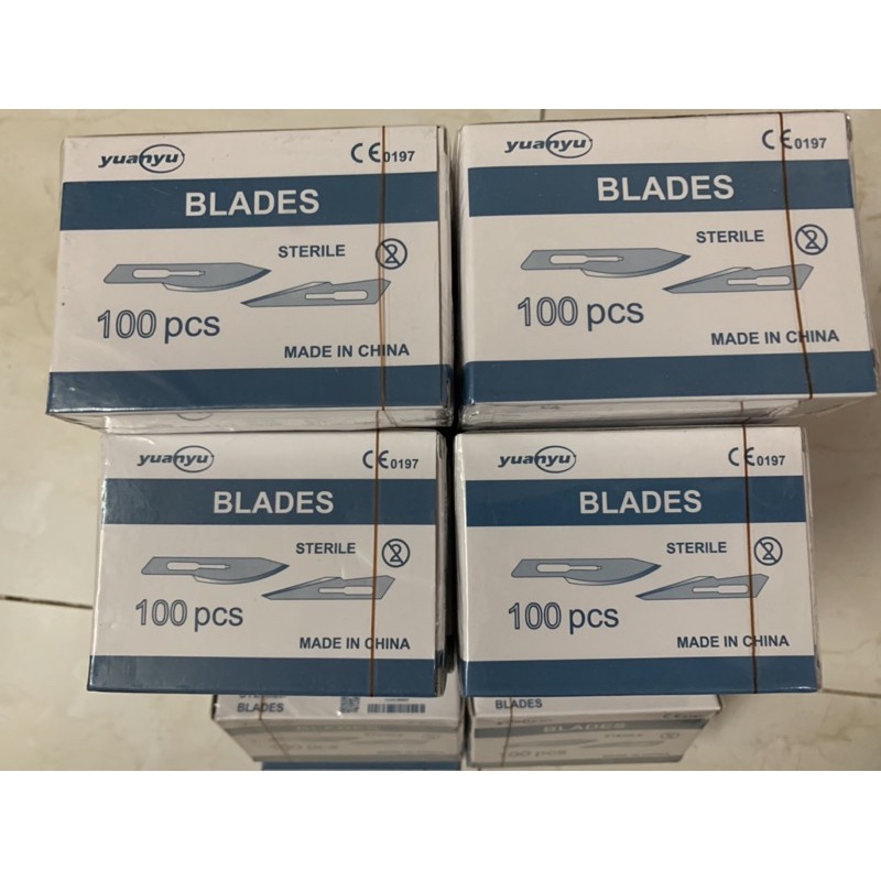 Bộ 100 Lưỡi dao mổ BLADES số 11