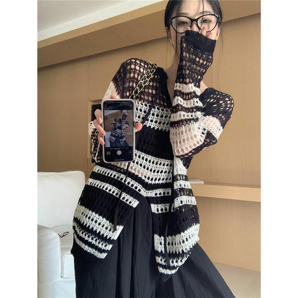 Áo Sweater Dệt Kim Chống Nắng Dáng Rộng Họa Tiết Kẻ Sọc Trắng Đen Phong Cách Retro Phương Tây