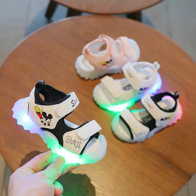 Sandal Quảng Châu chống vấp hình chuột Mickey có đèn siêu đẹp cho bé mã SL1118 (vỏ hộp xanh)