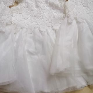 Váy trắng  công chúa Primark   thanh lý 90k