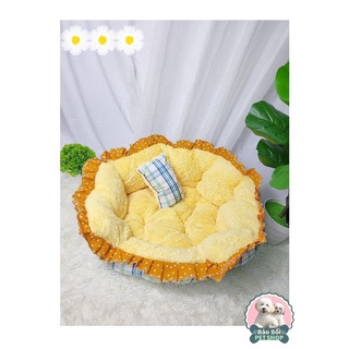 Nệm Tròn Vàng Viền Bèo Kèm Gối Nằm Dễ Thương Cho Thú Cưng - Bảo Bối Pet Shop