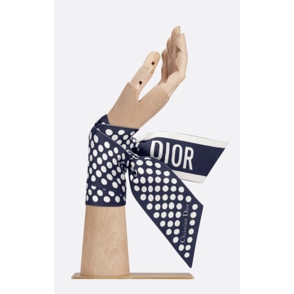 Khăn Choàng Cổ / Khăn Tay / Túi Xách Họa Tiết Chấm Bi Phối Ruy Băng Lụa Màu Xanh Navy Thiết Kế Ấn Tượng Cho Nữ