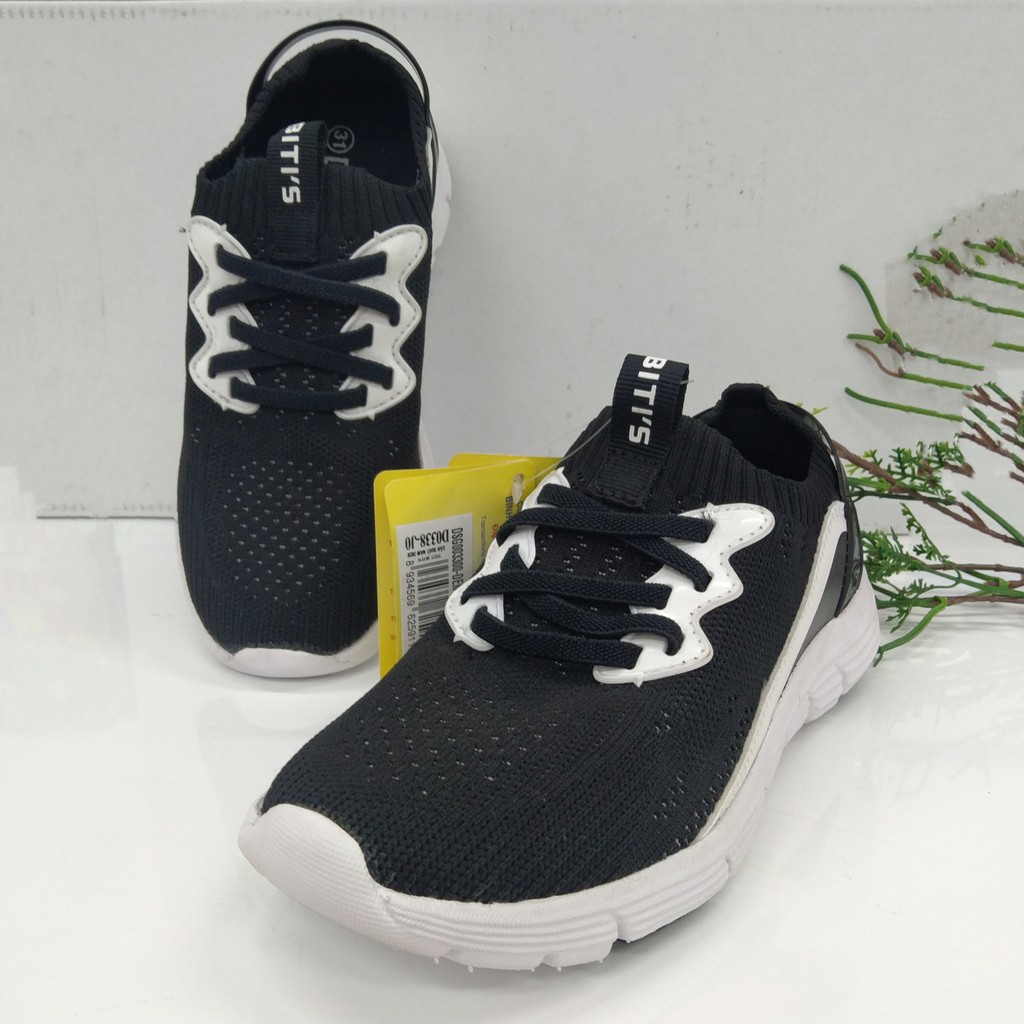 GIÀY THỂ THAO BÉ GÁI THỜI TRANG HÌNH BƯỚM DSG003300