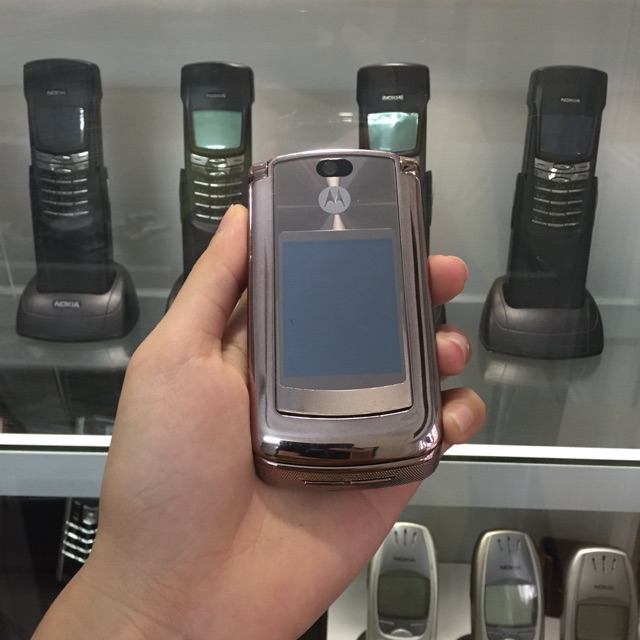 Motorola v9