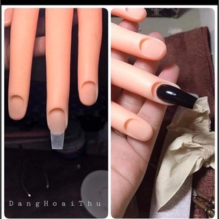 Bàn Tay Giả Silicon Mềm - Học Làm Nail