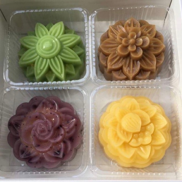 Bánh trung thu rau câu nhân bánh flan