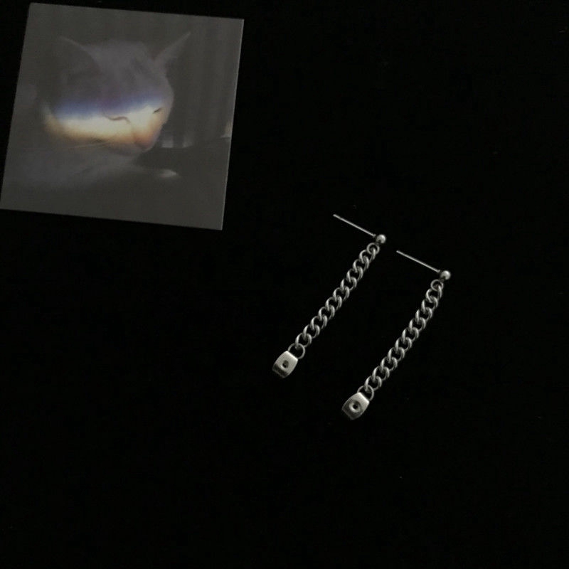 Khuyên Tai Dạng Chuỗi Dài Cá Tính Độc Đáo Hợp Thời Trang