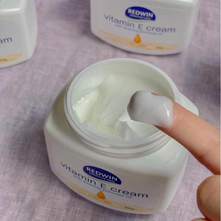 Kem dưỡng ẩm Redwin Vitamin E Cream - Úc loại 300g,kem dưỡng da mặt hết khô ,nứt nẻ