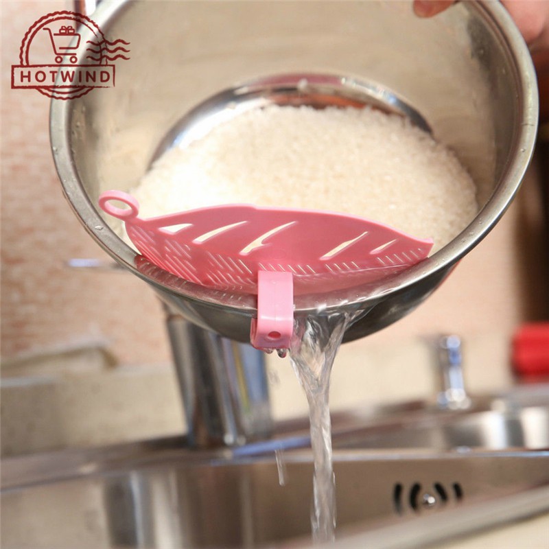 Dụng cụ sàng lọc thực phẩm hình chiếc lá tiện dụng