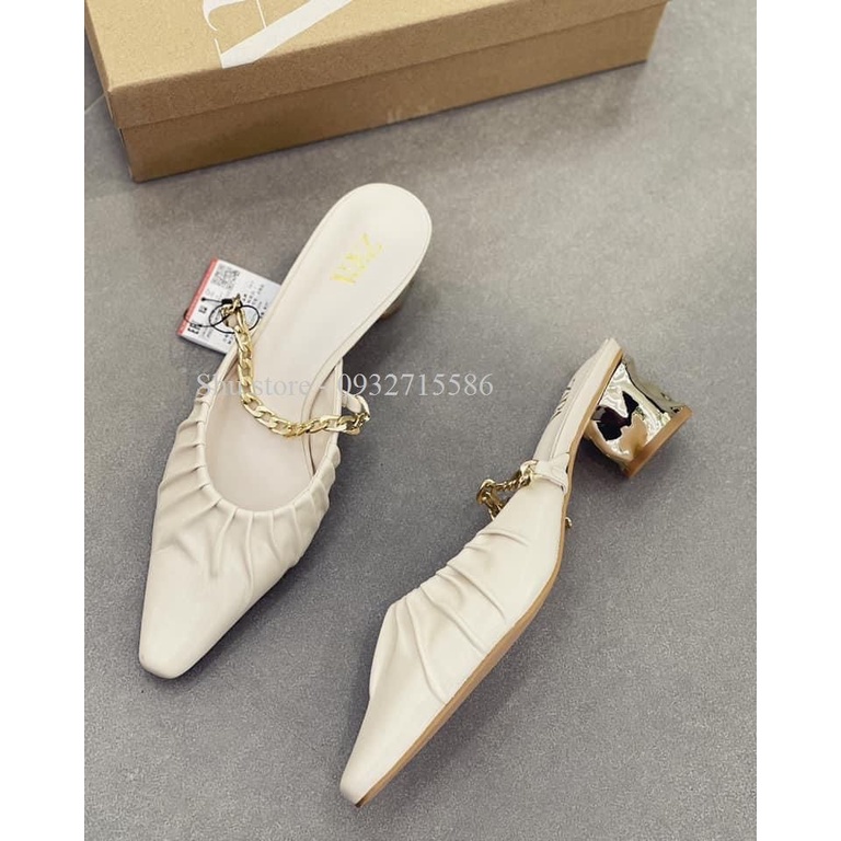 SHU STORE - DÉP SỤC NỮ THỜI TRANG QUAI NHÚN ĐÍNH XÍCH VÀNG