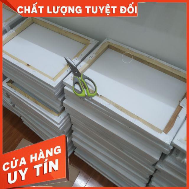 Toan vẽ tranh các kích cỡ hàng loại hai