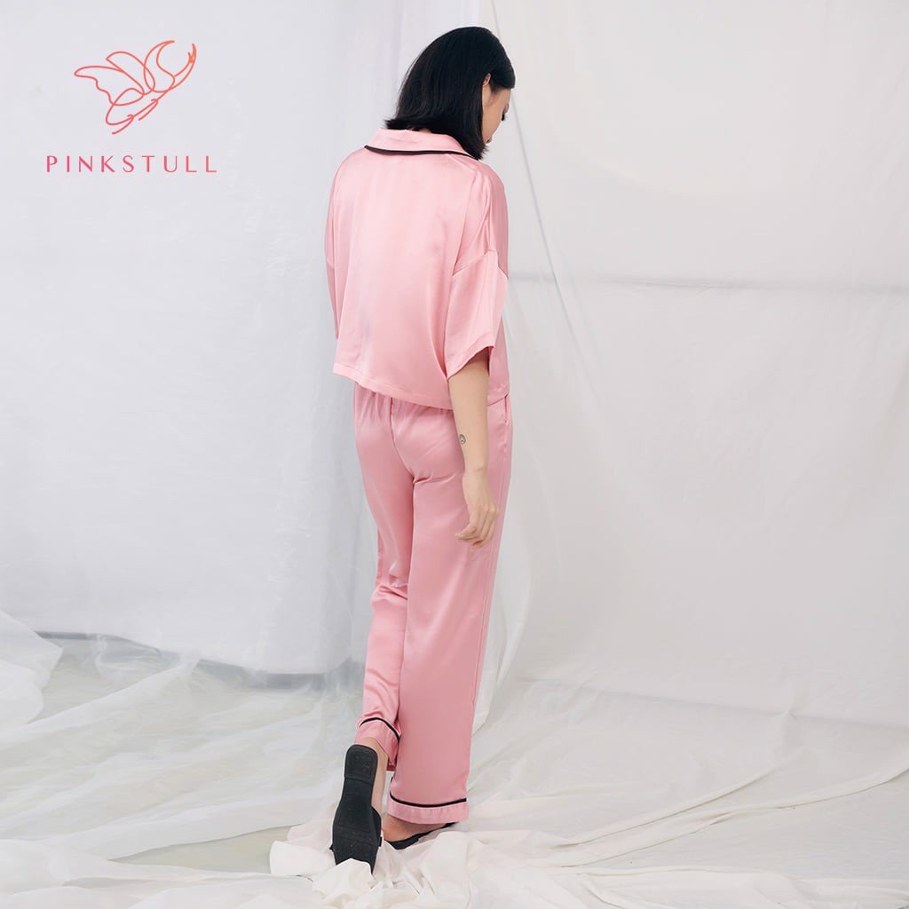 Bộ đồ ngủ pijamas tay ngắn quần dài Pink Stull 3 Màu:xám viền đen,đỏ viền trắng,hồng viền đen