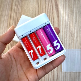 Bộ sạc pin AA, AAA Xiaomi ZMI PB400 kiêm luôn sạc dự phòng