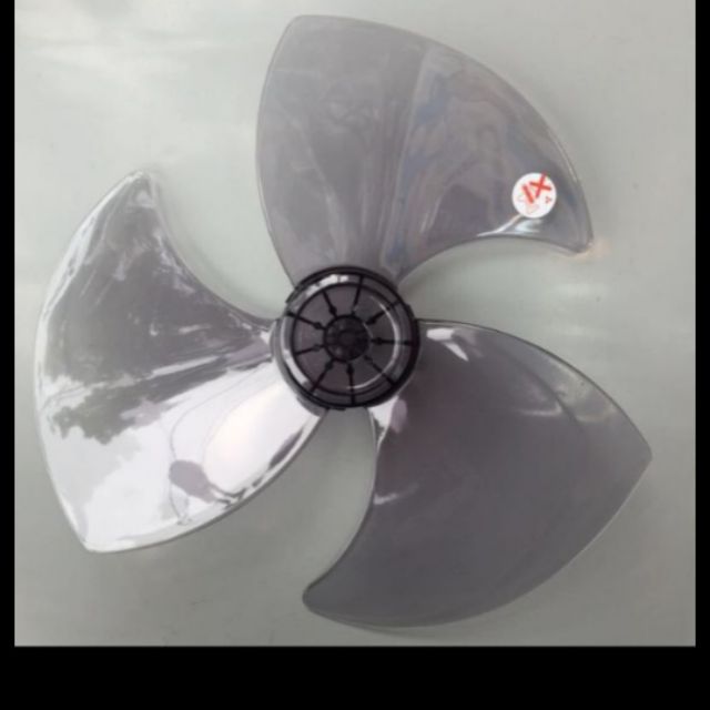 Cánh quạt missu đời cũ