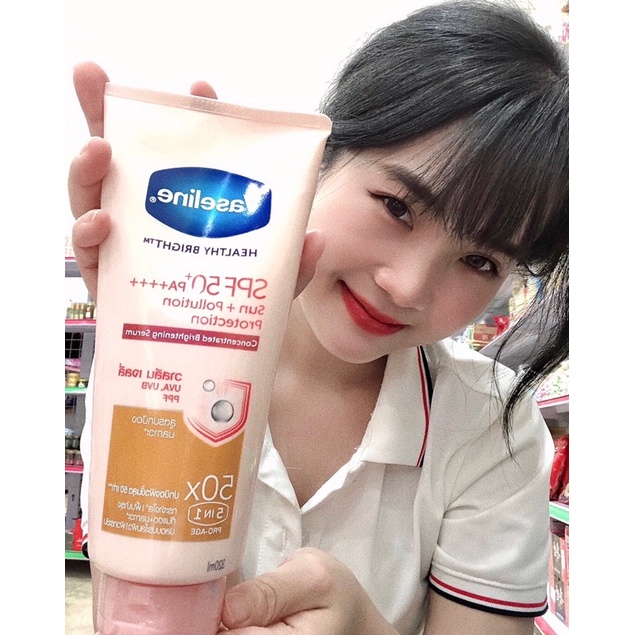 Tinh chất dưỡng thể chống nắng làm sáng da Vaseline Healthy Bright 50X Sun+ With SPF50+/PA++++ 200ml