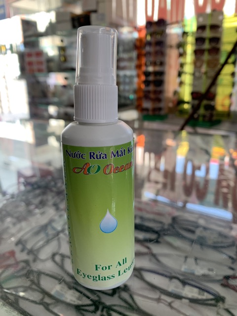 Nước rửa kính mắt chuyên dụng