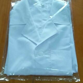 Áo blu Nam và Nữ màu trắng