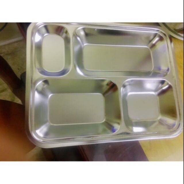 Khay cơm inox 4ngăn