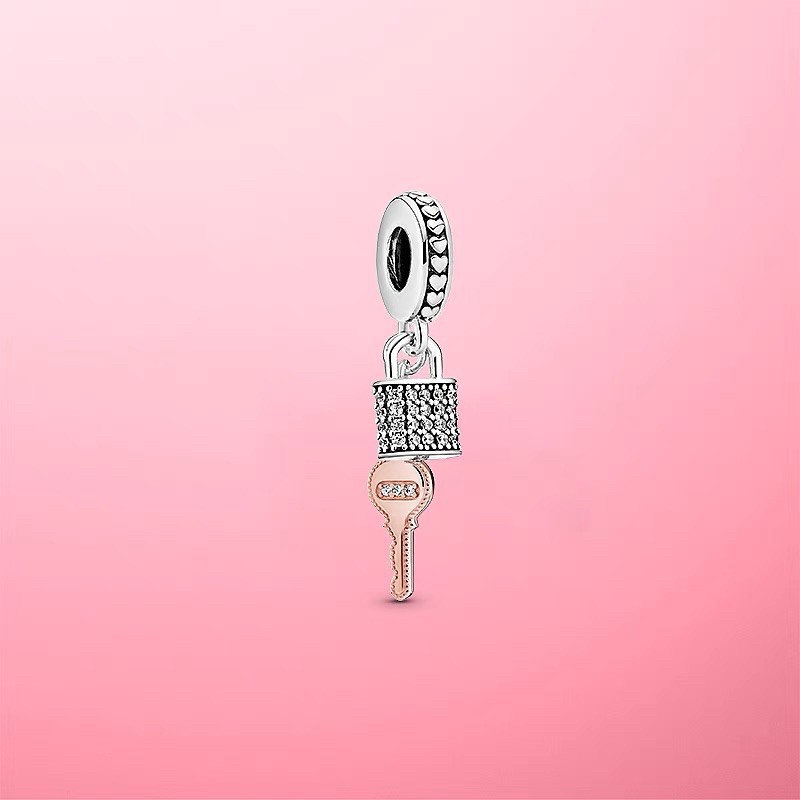 charm pan treo ổ chìa khoá tình yêu bạc s925