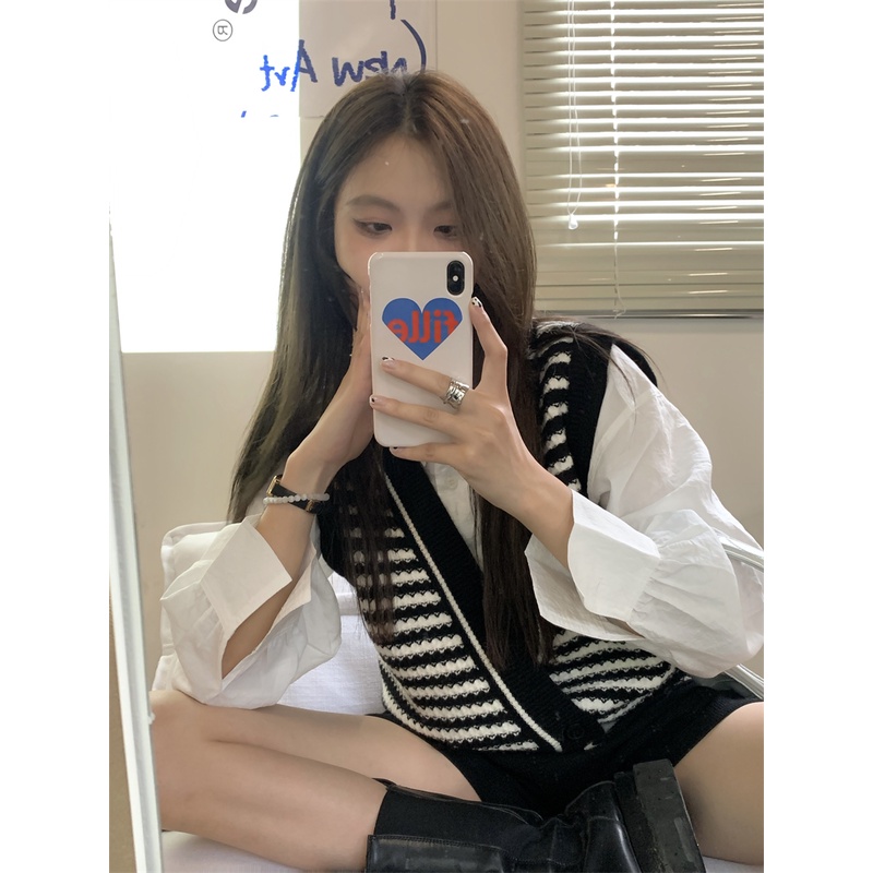 Áo len kiểu cardigan dệt kim không tay cổ chữ V họa tiết kẻ sọc phong cách Hàn Quốc thời trang cho nữ | BigBuy360 - bigbuy360.vn