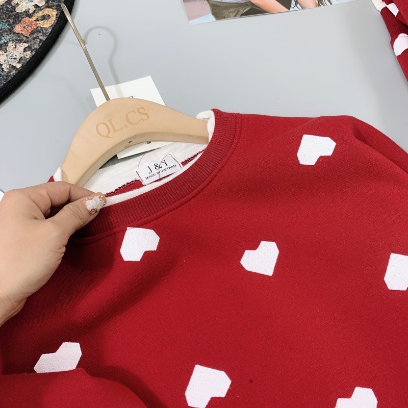 BÁN SỈ ÁO NỈ BÔNG ĐỎ TIM TRẮNG PHỐI BÈO GẤU NỮ | BigBuy360 - bigbuy360.vn