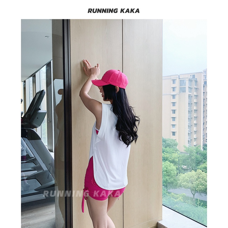 Áo thun thể thao sát nách dáng rộng xẻ tà thời trang cho nữ