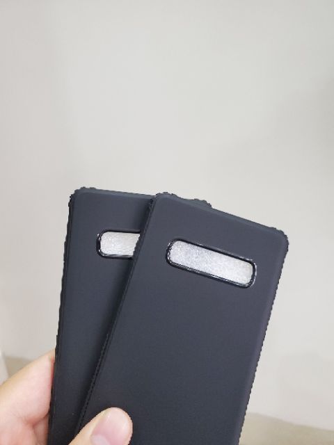 Ốp lưng Samsung Galaxy S10 Plus dẻo màu chống sốc thế hệ mới bảo vệ 4 Góc Đen