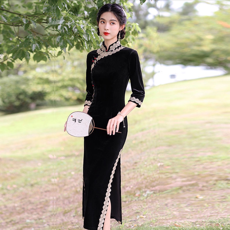 Sườn Xám Cách Tân Chất Nhung Thiết Kế Mới Thời Trang Mùa Xuân Theo Phong Cách retro 2022