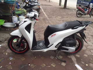 Thảm các bon xe Sh 2017-2019