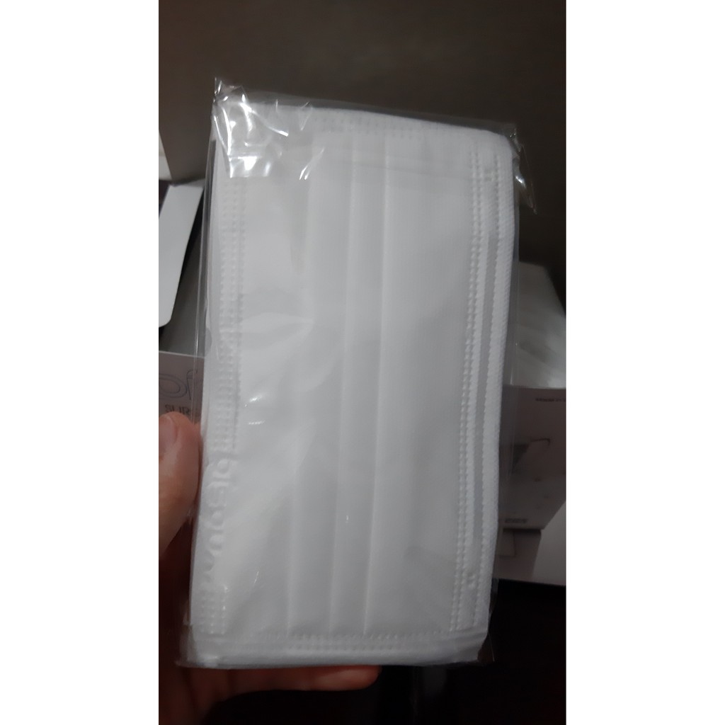 KHẨU TRANG Y TẾ BISOU MÀU TRẮNG, 4 LỚP, HỘP 50C, ĐỦ TIÊU CHUẨN XUẤT Â | BigBuy360 - bigbuy360.vn