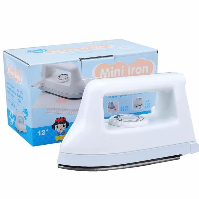 Bàn Ủi Điện Mini Tiện Lợi Khi Đi Du Lịch