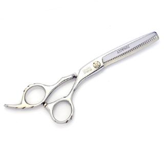 Kéo cắt tóc + lược + 12 lược làm răng