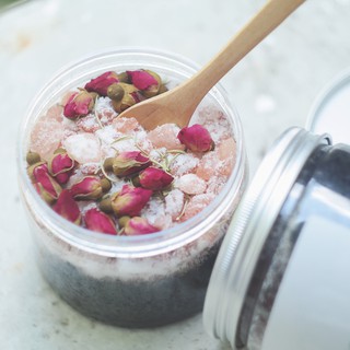 MUỐI THẢO MỘC NGÂM CHÂN