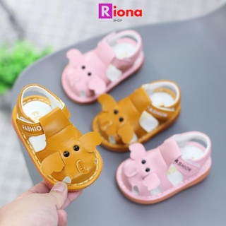 Dép tập đi cho bé gái trai giầy sadal tập đi em bé 6 tháng - 1 tuổi có kèn chống trượt Rionashop