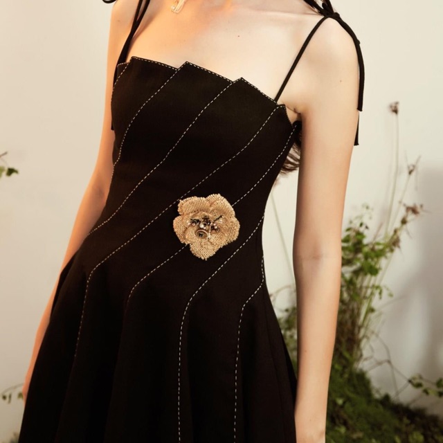 Váy hai dây the maven