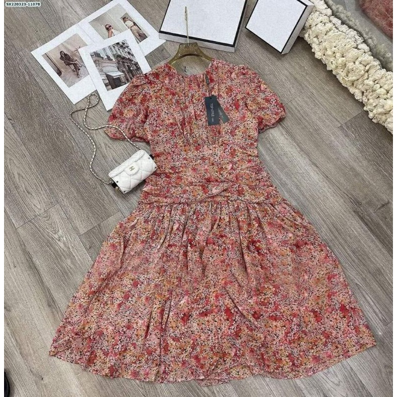 ĐẦM HOA NHÍ THỜI TRANG