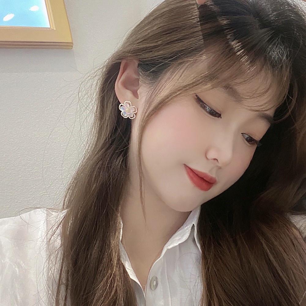 Khuyên Tai Hình Hoa Bằng Kim Loại Độc Đáo Thời Trang Hàn Quốc Cho Nữ