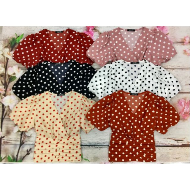 Áo thiết kế bi lửng tay phồng