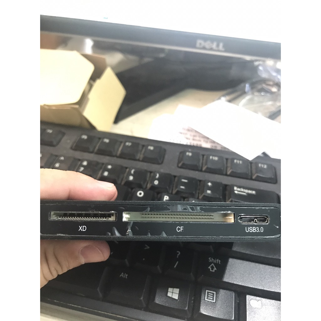 Đầu đọc thẻ cao cấp chống sốc điện an toàn cho thẻ