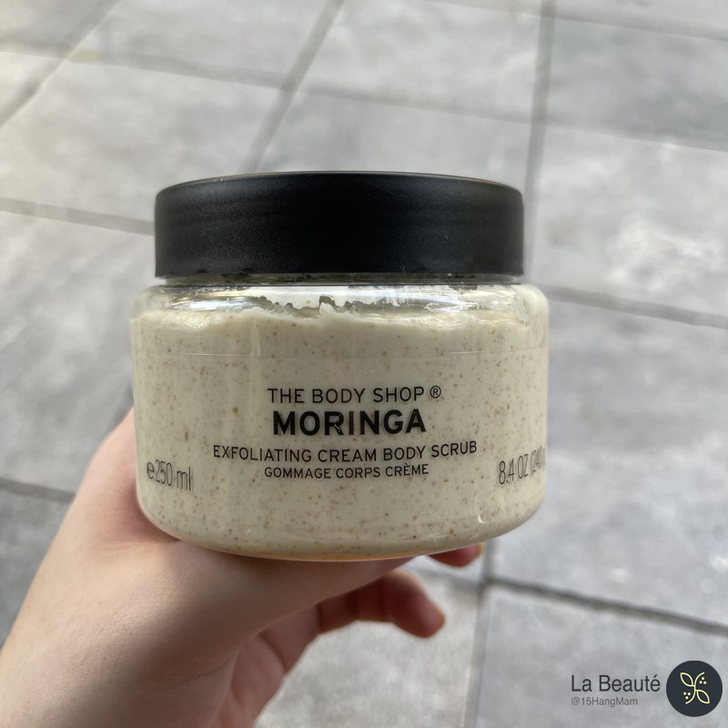 The Body Shop Moringa Body Scrub - Tẩy Da Chết Chiết Xuất Cây Chùm Ngây 250ml