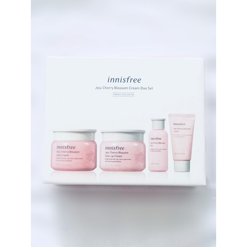 Bộ dưỡng da hoa anh đào innisfree Hàn Quốc