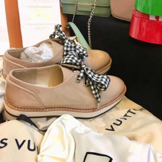 Pass giày zara auth