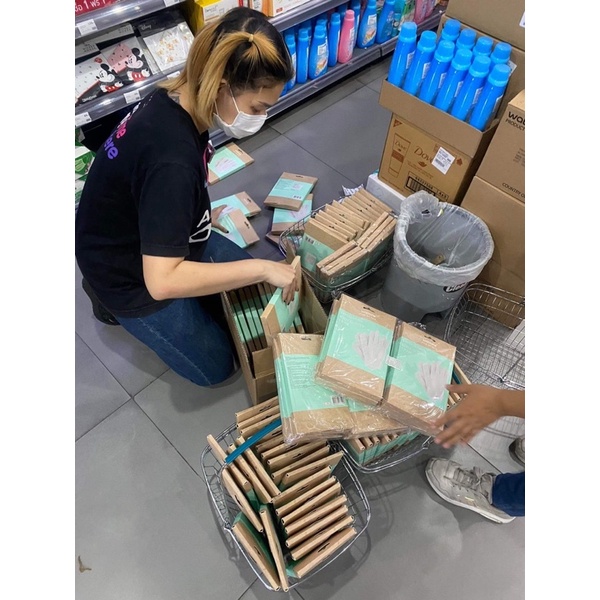 Găng tay tắm watson thái lan có sẵn