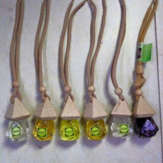 Tinh dầu treo xe