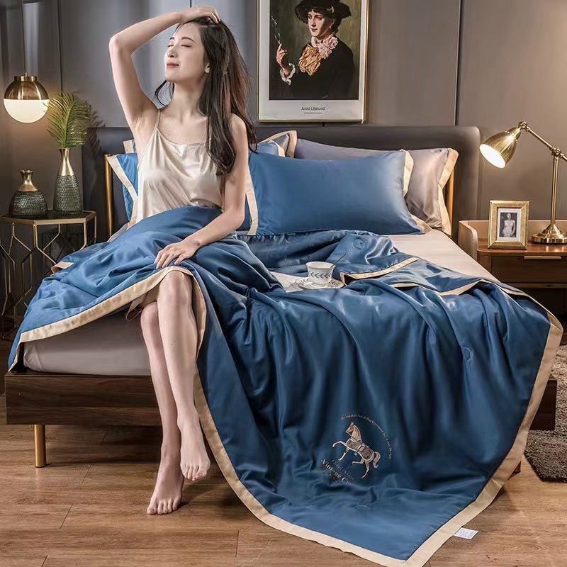 Chăn trần hè màu trơn giá rẻ