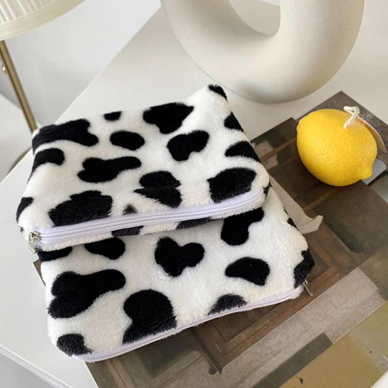 Ví Đựng Tiền Xu Mini Hình Bò Sữa Bằng Lông Nhung Có Khóa Kéo Dễ Thương Xinh Xắn