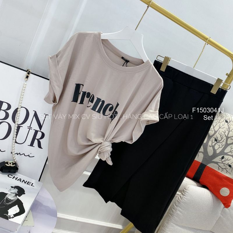 Set áo thun chữ French tay ngắn chân váy xẻ đen 1503