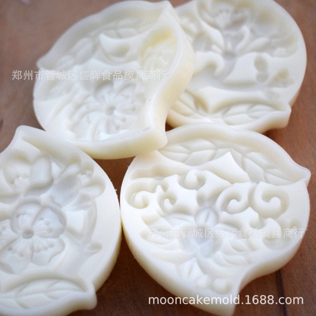 Khuôn trung thu 2019-  4 mẫu đào 60g mẫu 99